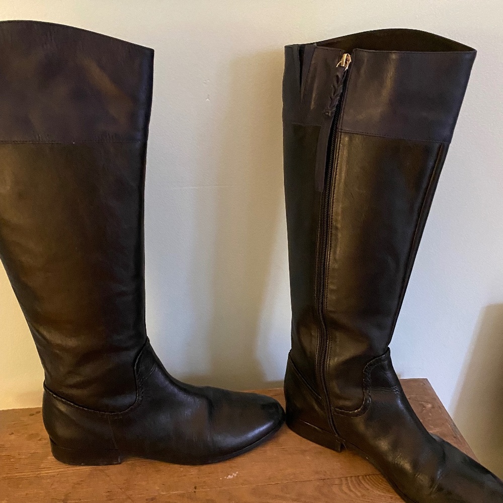Flat Leather Riding Boots - Picture 2 of 3